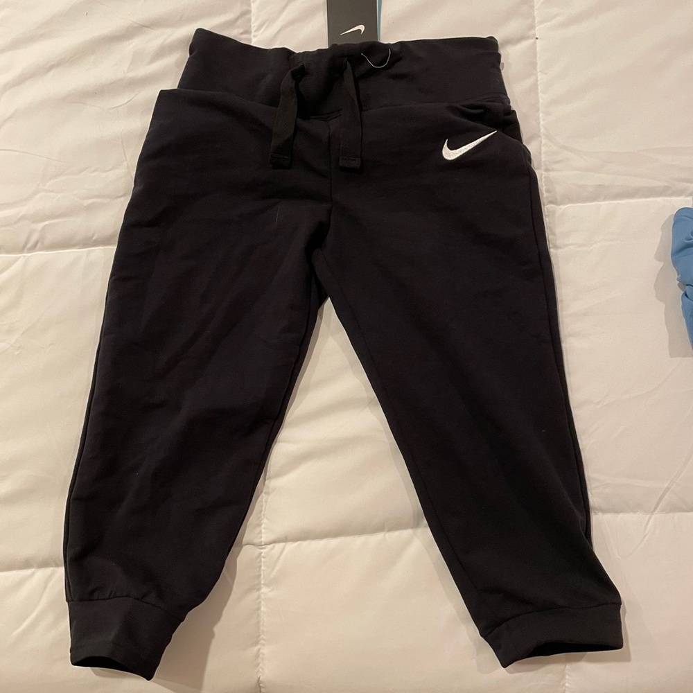 Nike Women’s Capris